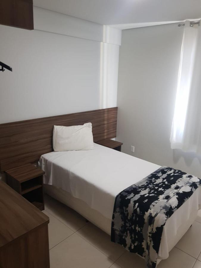 Manhattan Apart Hotel Caratinga Exterior photo