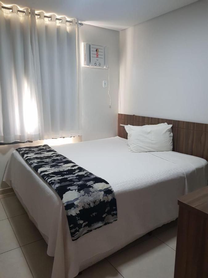 Manhattan Apart Hotel Caratinga Exterior photo