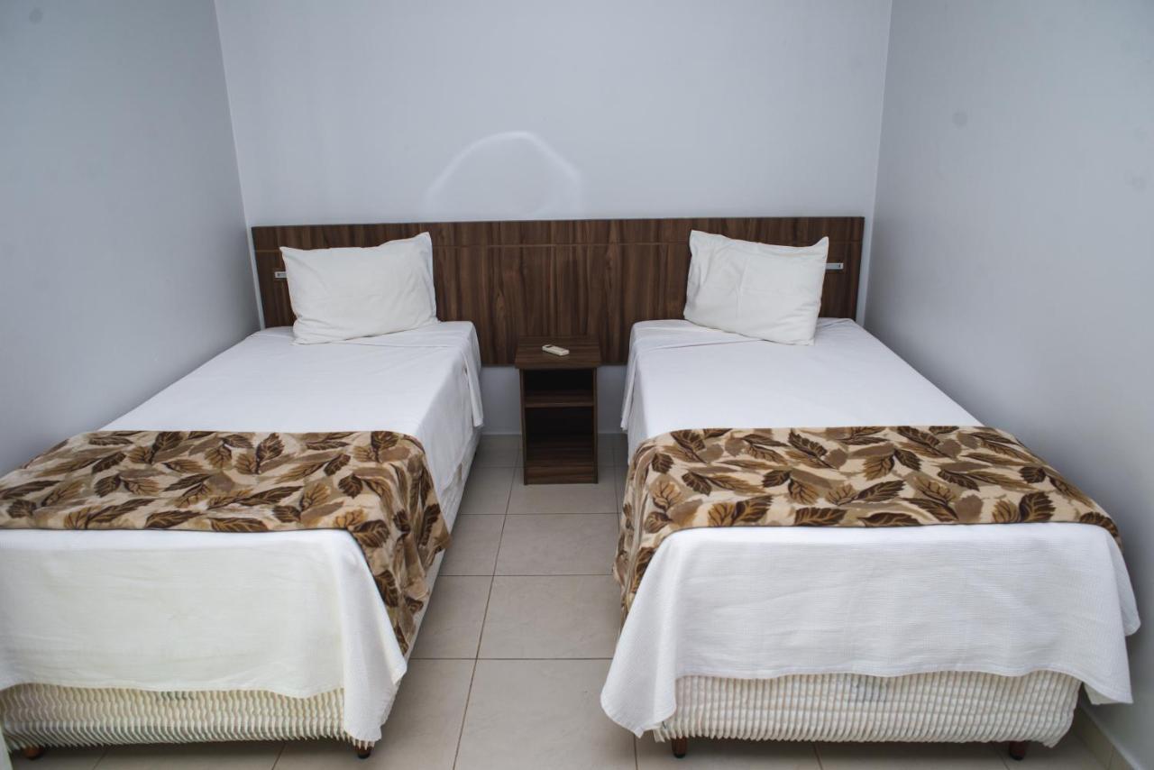 Manhattan Apart Hotel Caratinga Exterior photo